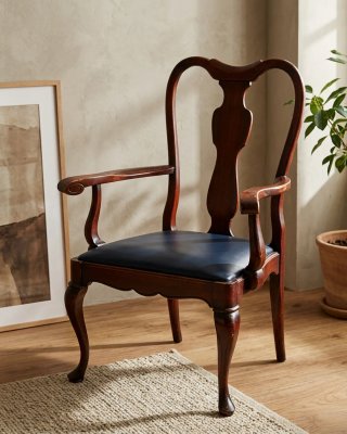 Silla con Brazos Estilo Queen Anne