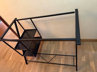 Mesa escritorio con imagen de Nueva York. Metálica