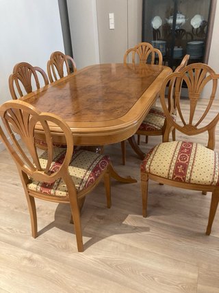 Mesa de comedor con 6 sillas