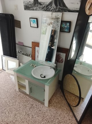 CONJUNTO DE LAVABO Y ESPEJO CON LUZ