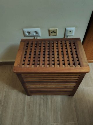 Baúl de Madera Maciza con Rejilla