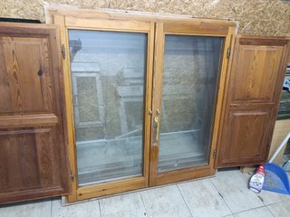 Ventanas de Madera con Contraventanas