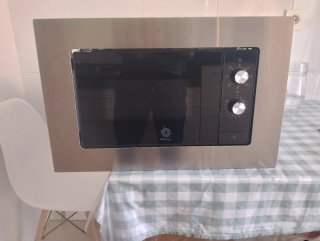 Microondas Balay Inox y Negro