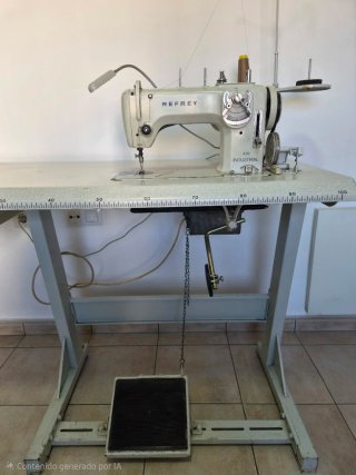 Máquina de coser industrial Refrey