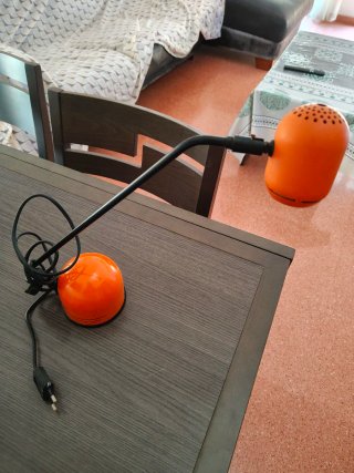 Flexo Naranja de metal Led