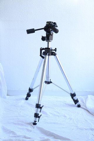Trípode Manfrotto 074 con Rótula 229