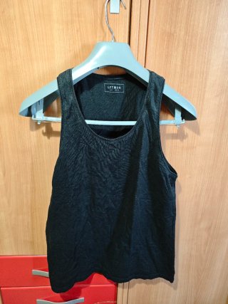 Camiseta de tirantes negra Lefties