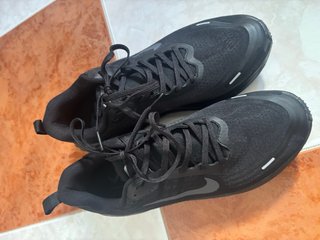 Zapatillas Nike Vomero Plus Negras