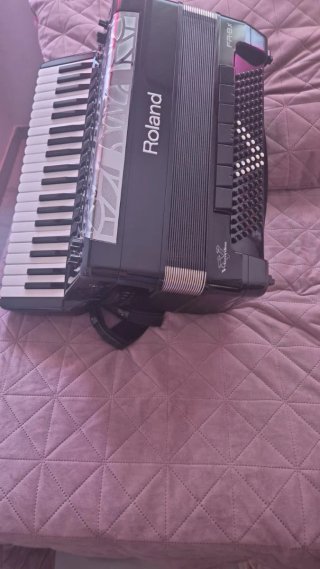 Acordeón Digital Roland FR-8X