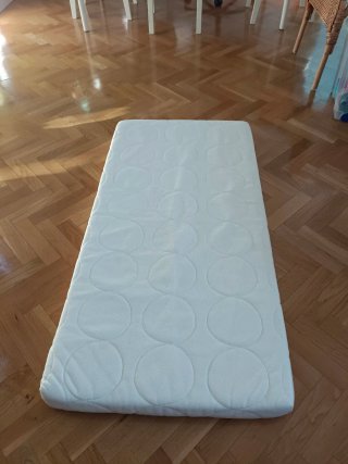 Colchón de cuna Ikea SKÖNAST