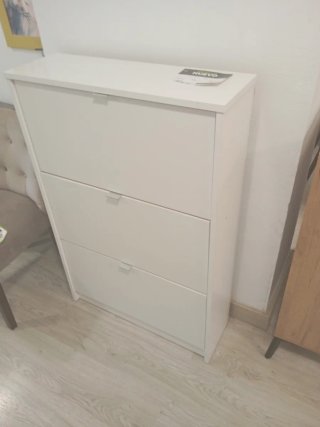 Zapatero Blanco de Tres Niveles