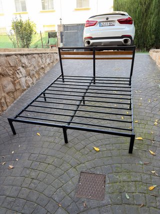 Somier Metálico Zinus 160x190 cm con Cabecero