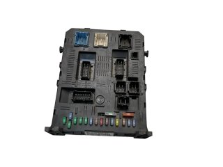 Caja Fusibles PSA 9661940480