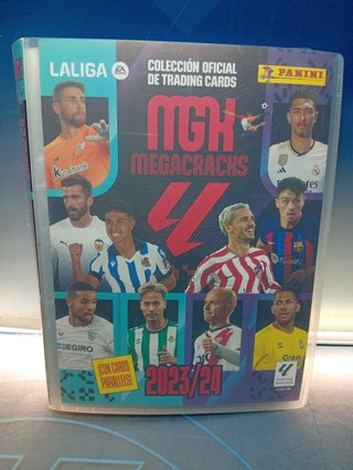 Album Megacraks 2023-24, Panini