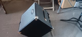 Amplificador EBS 60W