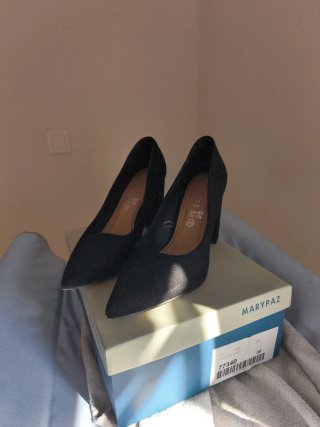 Zapatos de tacón Marypaz negros