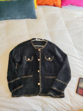 Chaqueta de punto negra