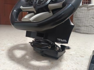 Volante y Pedales Hori RWA para PS5