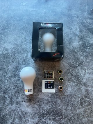 Pomo de Cambio Ralliart Blanco Nuevo