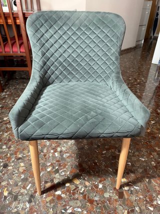 Silla de Terciopelo Gris