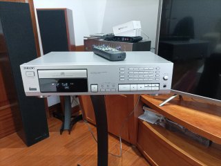 Reproductor de CD Sony CDP-597