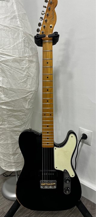 Guitarra Fender Telecaster noventas Custom