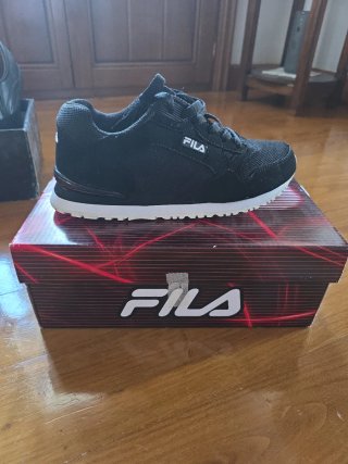 Zapatillas Fila Negras