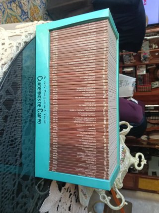 Colección de libros cuadernos de campo