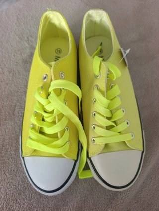 Zapatillas Amarillas Talla 39