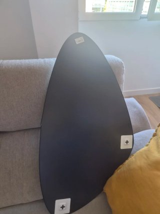 Espejo de pared con forma orgánica