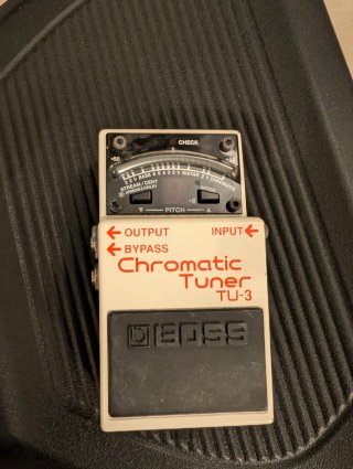 Afinador Boss TU-3 Chromatic Tuner