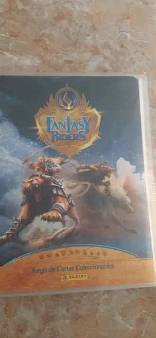 Álbum Fantasy Riders Panini 2018