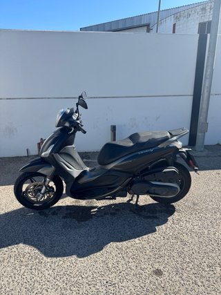 Piaggio Beverly 350
