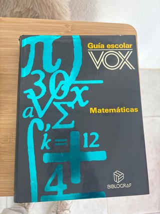 Libros escolares marca vox
