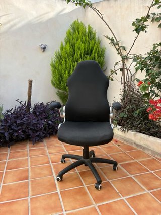 Silla de escritorio ergonómica negra