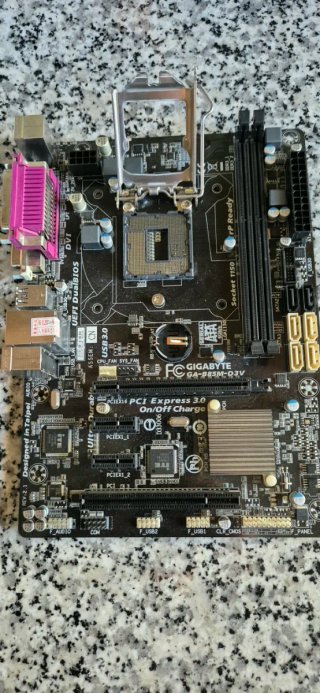 Placa Base Gigabyte GA-B85M-D3V