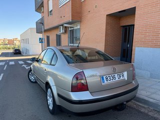 Volkswagen Passat 1.9 TDI 130cv