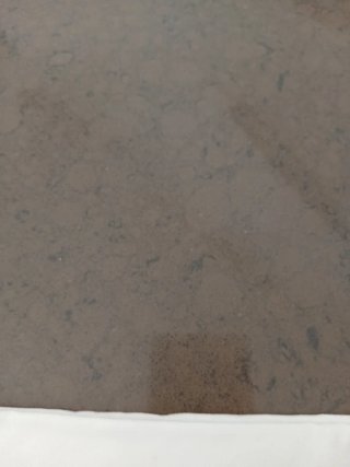 Mesa de trabajo con encimera de cuarzo