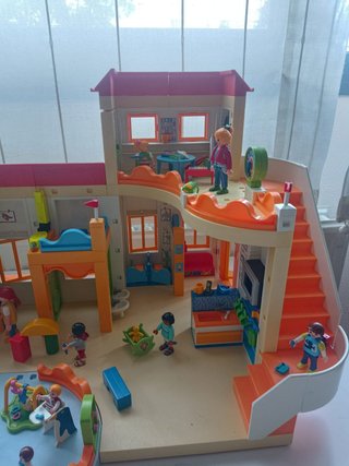 Playmobil Guarderia + Zona bebes Ref. 5567 5570