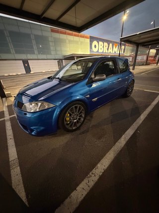 Renault Megane F1 Team Cup