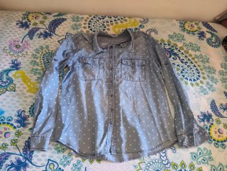 Camisa con lunares