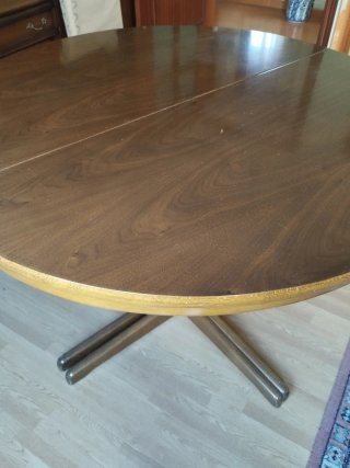 Mesa Extensible Redonda de Madera
