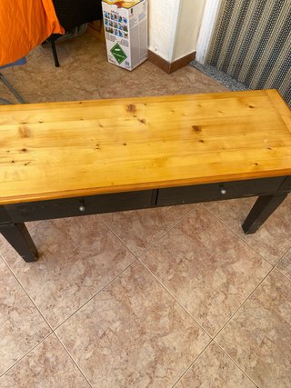Mesa Auxiliar de Madera con Cajones