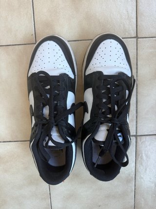 Zapatillas Nike Blancas y Negras