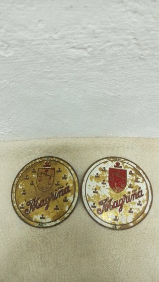 2 Chapas Antiguas Magriñá