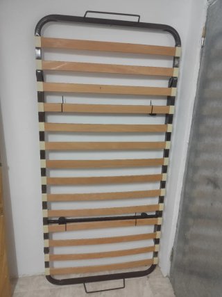 Somier 90x190 cm con patas y ruedas