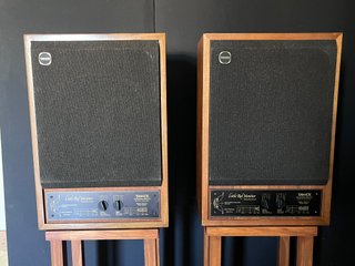 Altavoces Tannoy LRM