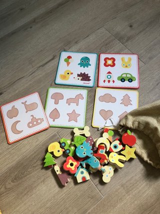 Juego de asociación de madera Janod