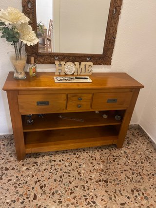 Mueble de entrada de madera