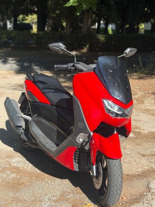 Yamaha NMAX 125 Roja